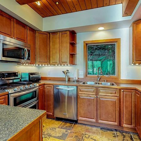 Villa Woodland Hideaway In The Hills Lake Stevens Esterno foto